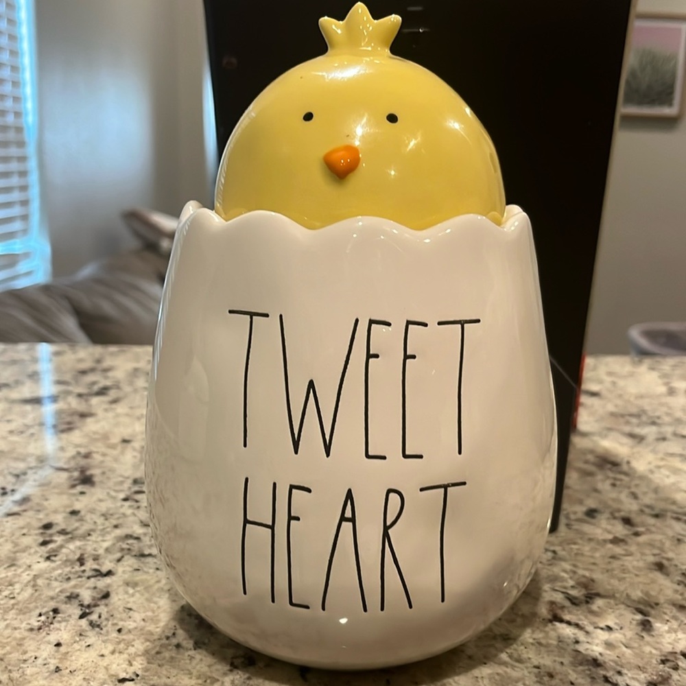 Easter cookie jar